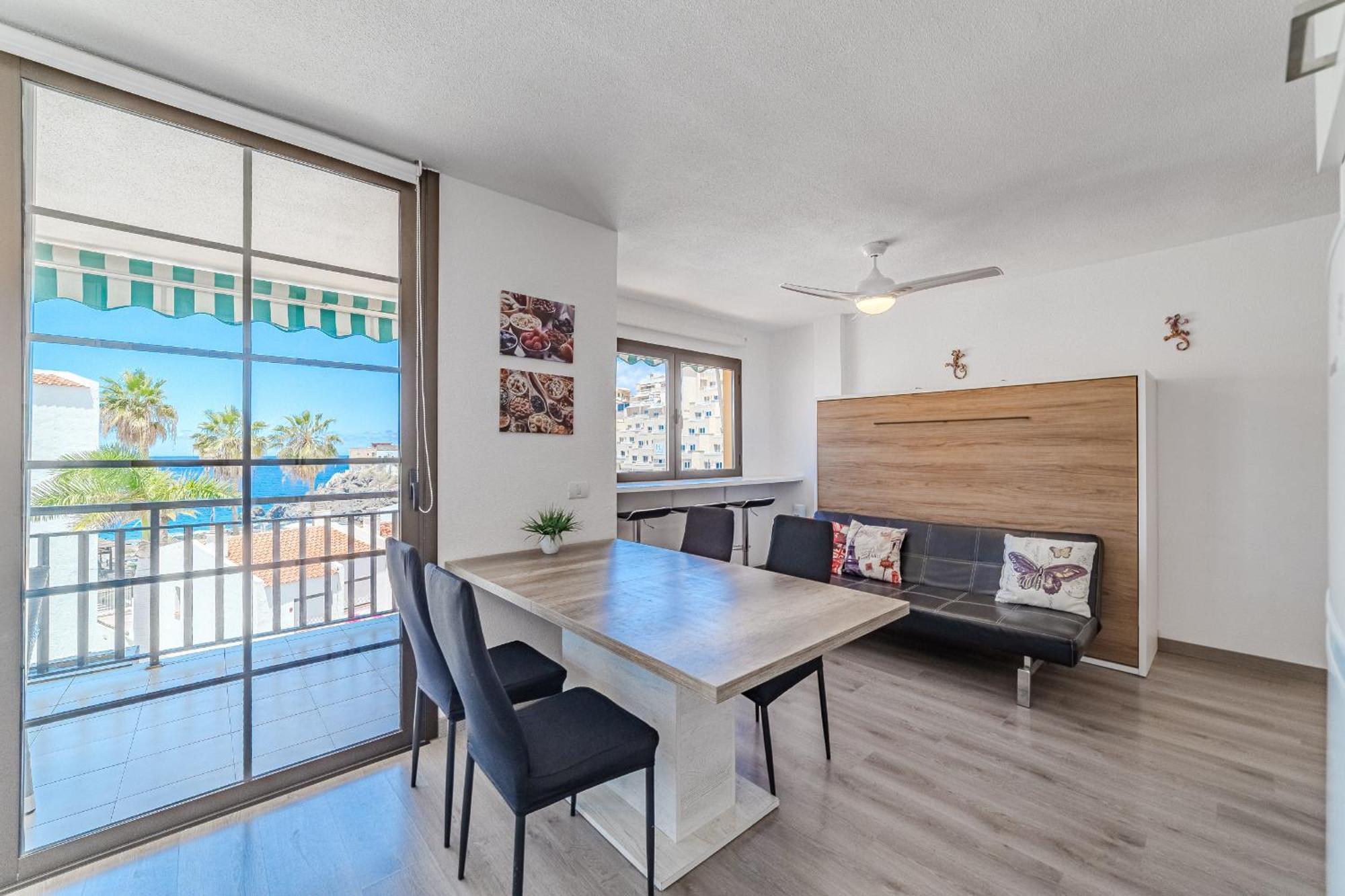 Family Apartment With 3 Bedrooms And Balcony Near Los Gigantes And Ocean Puerto de Santiago  Exterior photo